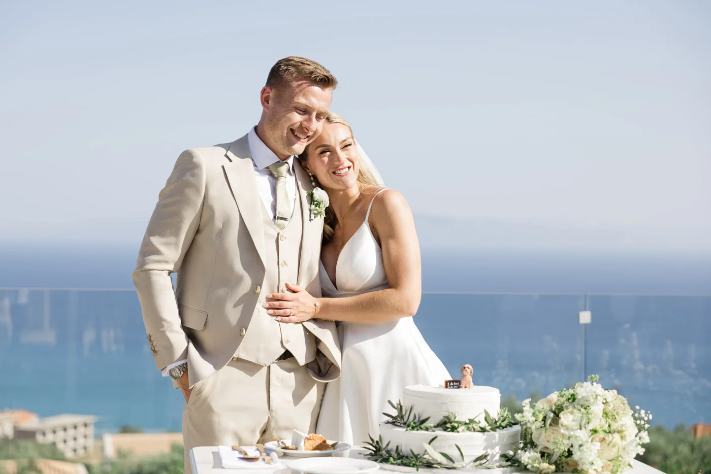 romantic wedding in kefalonia greece couple