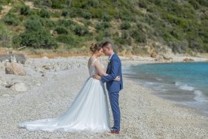 ANTHONY &amp; EMMA